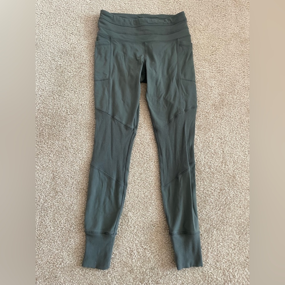 Athleta Mixed Media Ribbed Olive Leggings Size S Pre-owned